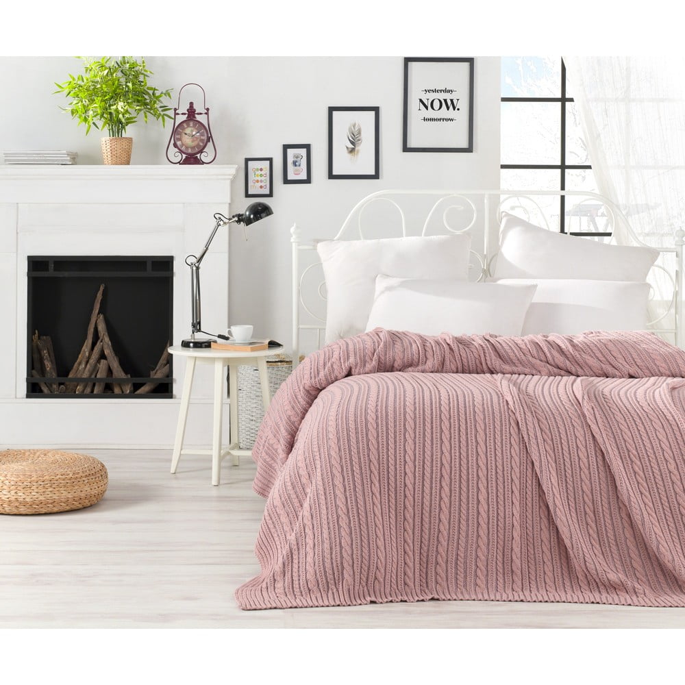 Camila púder rózsaszín ágytakaró